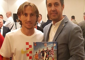 Predstavljena knjiga “Hrvatska škola nogometa”
